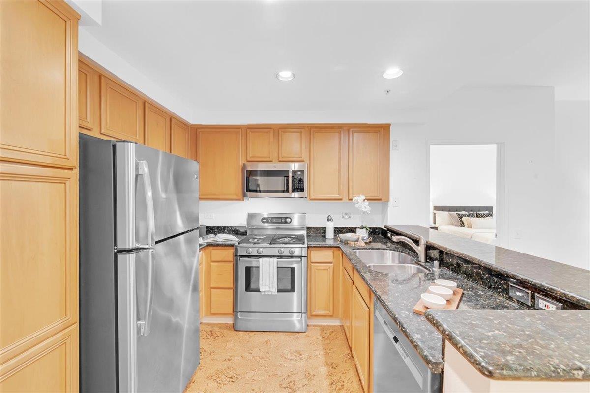 180 Caldecott Lane 202