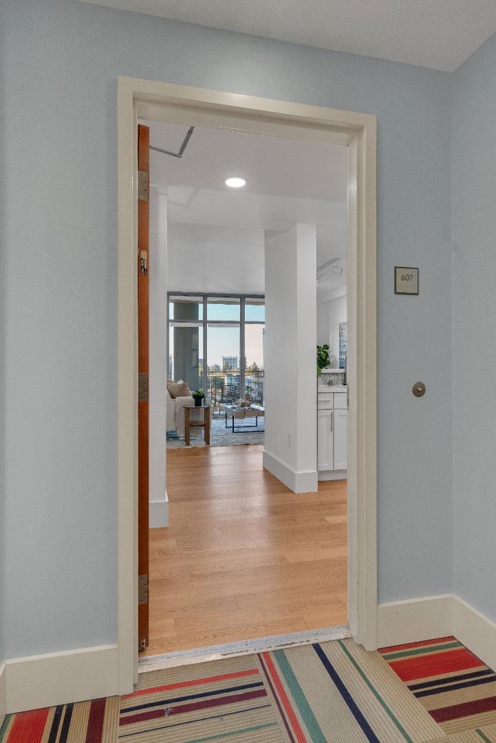 175 West Saint James Street 607