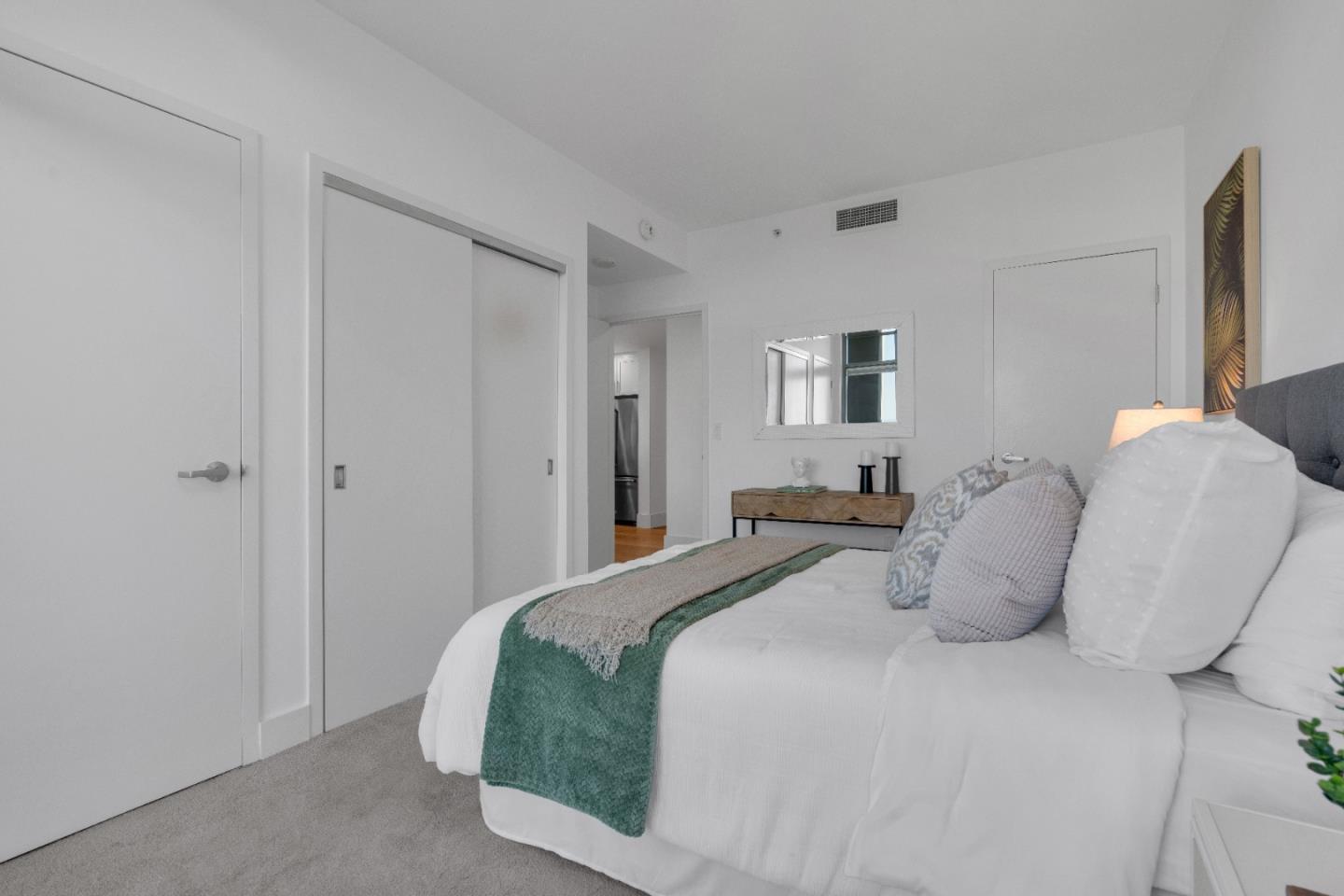 175 West Saint James Street 607