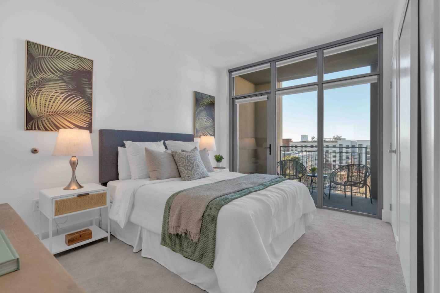 175 West Saint James Street 607