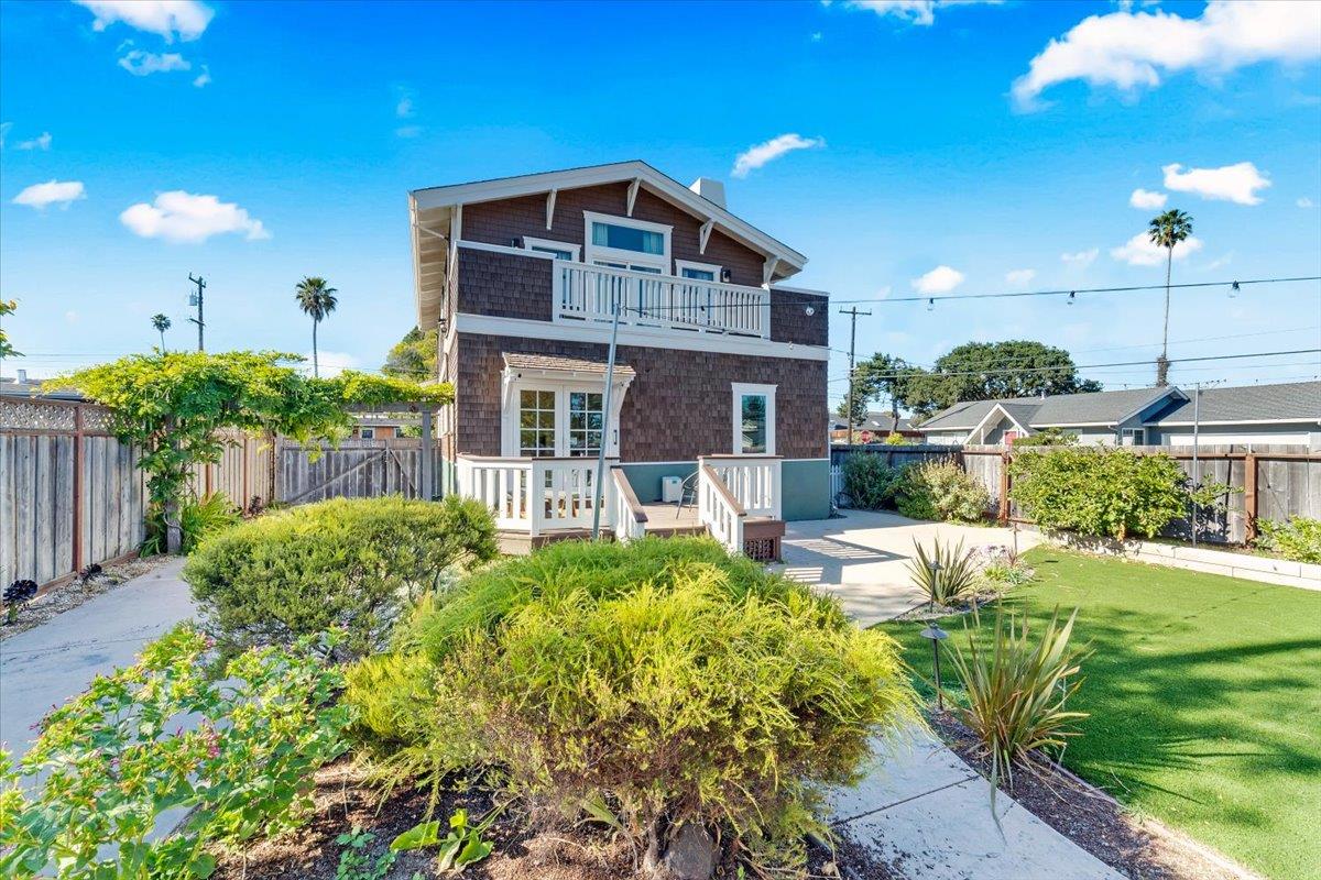 1901 Delaware Avenue