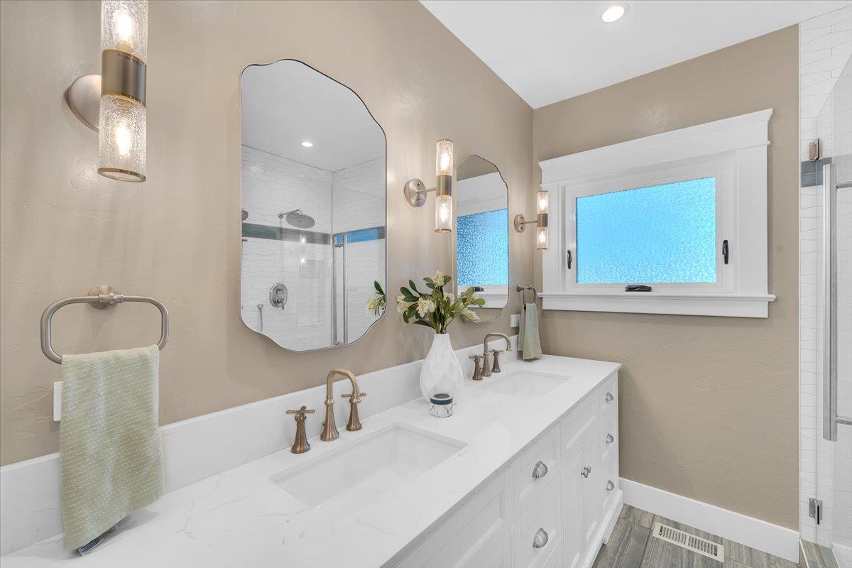 1901 Delaware Avenue