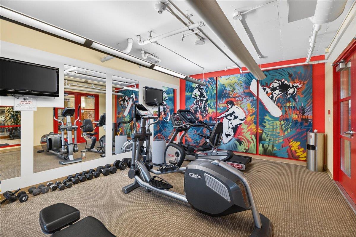 175 West Saint James Street 601