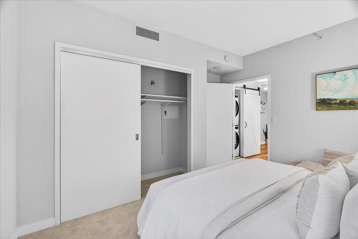 175 West Saint James Street 601