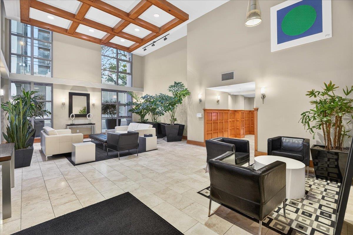 175 West Saint James Street 601