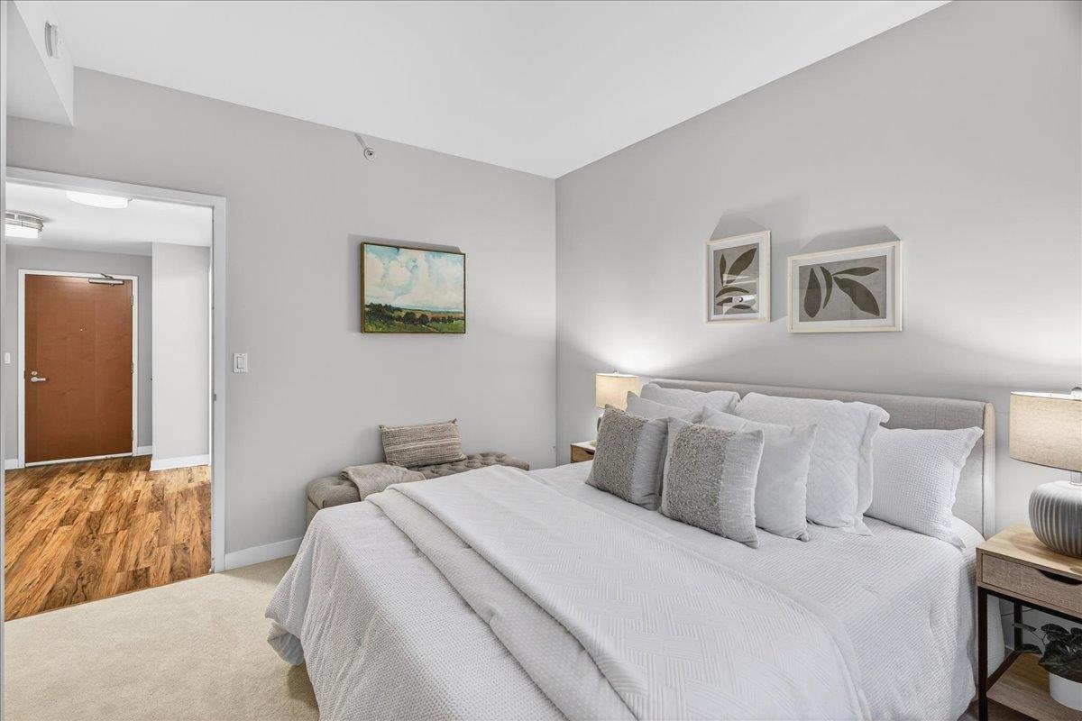 175 West Saint James Street 601