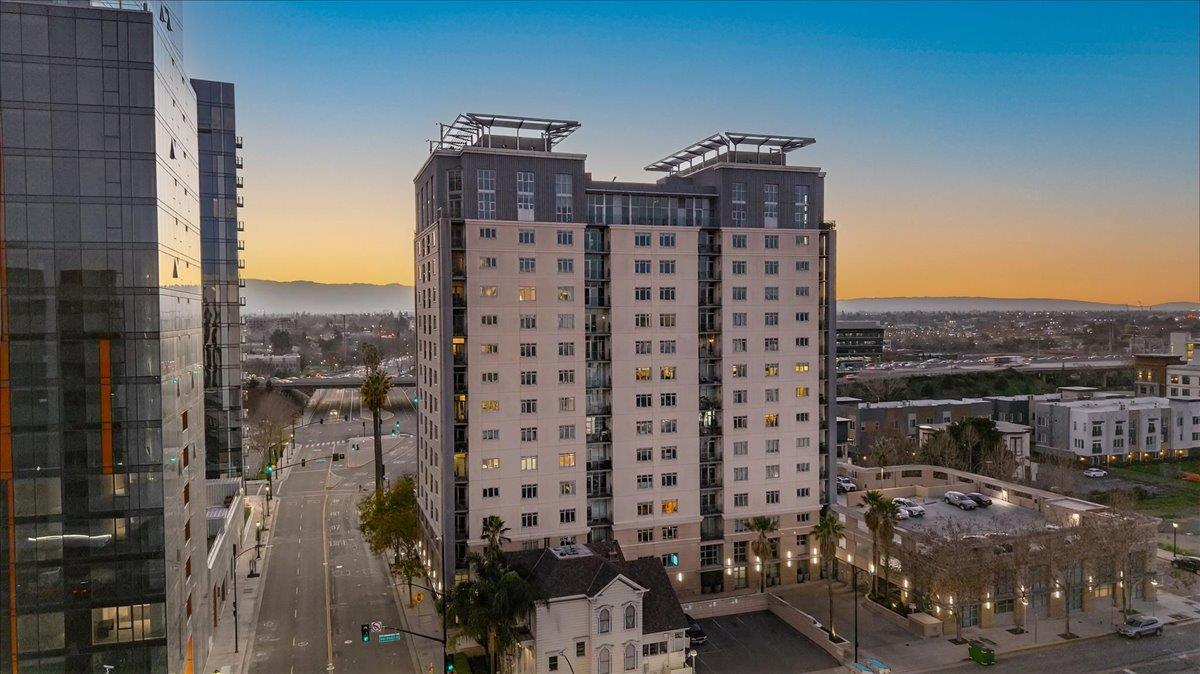 175 West Saint James Street 601