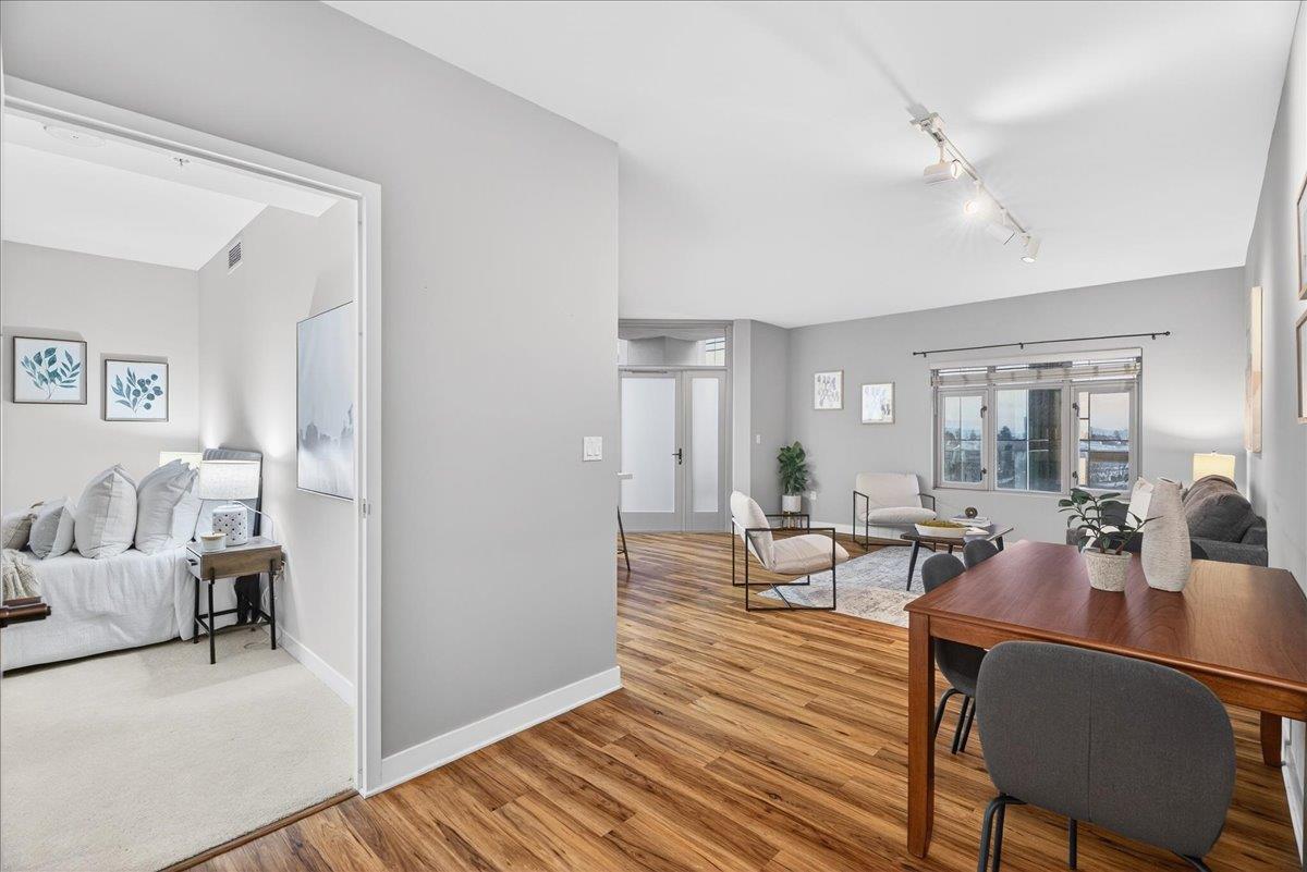 175 West Saint James Street 601