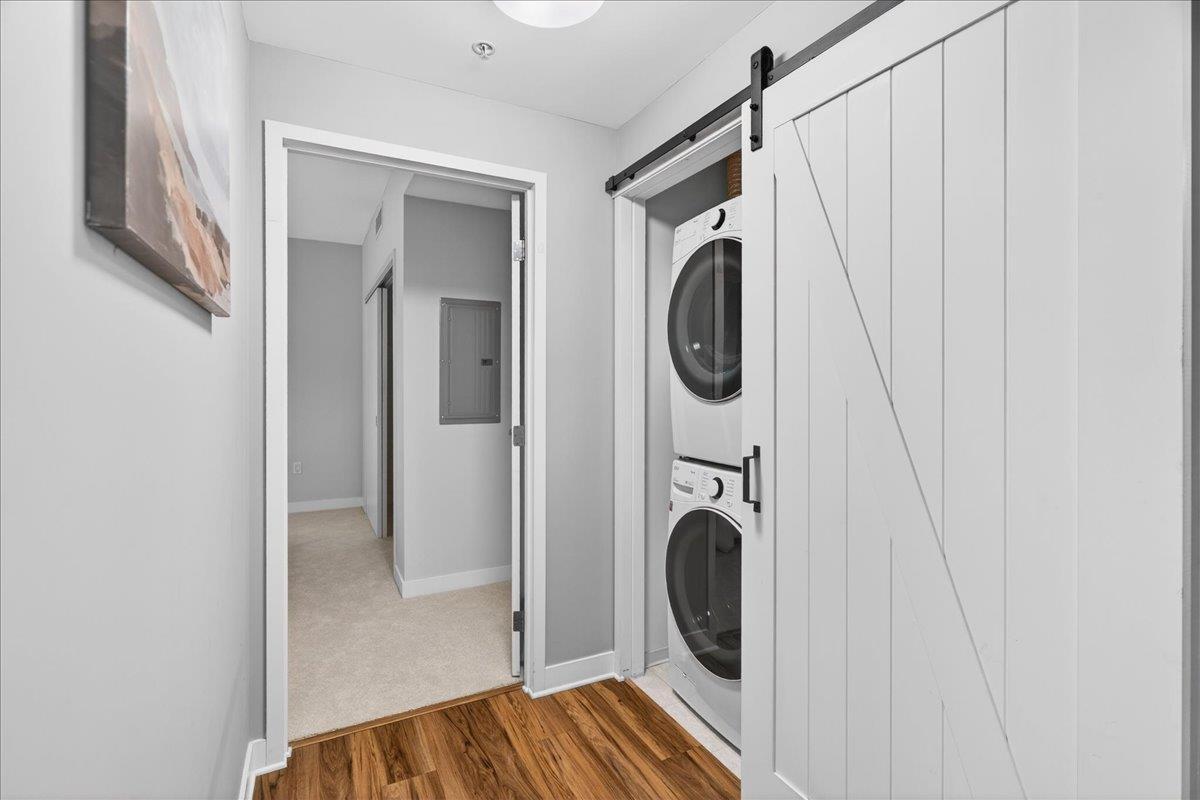 175 West Saint James Street 601