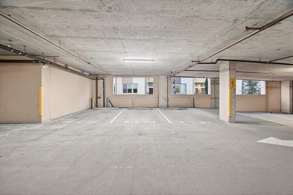 175 West Saint James Street 601