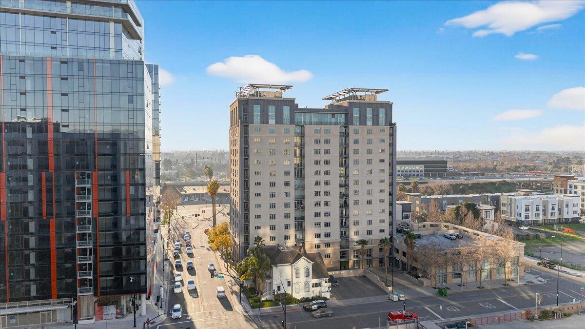 175 West Saint James Street 601