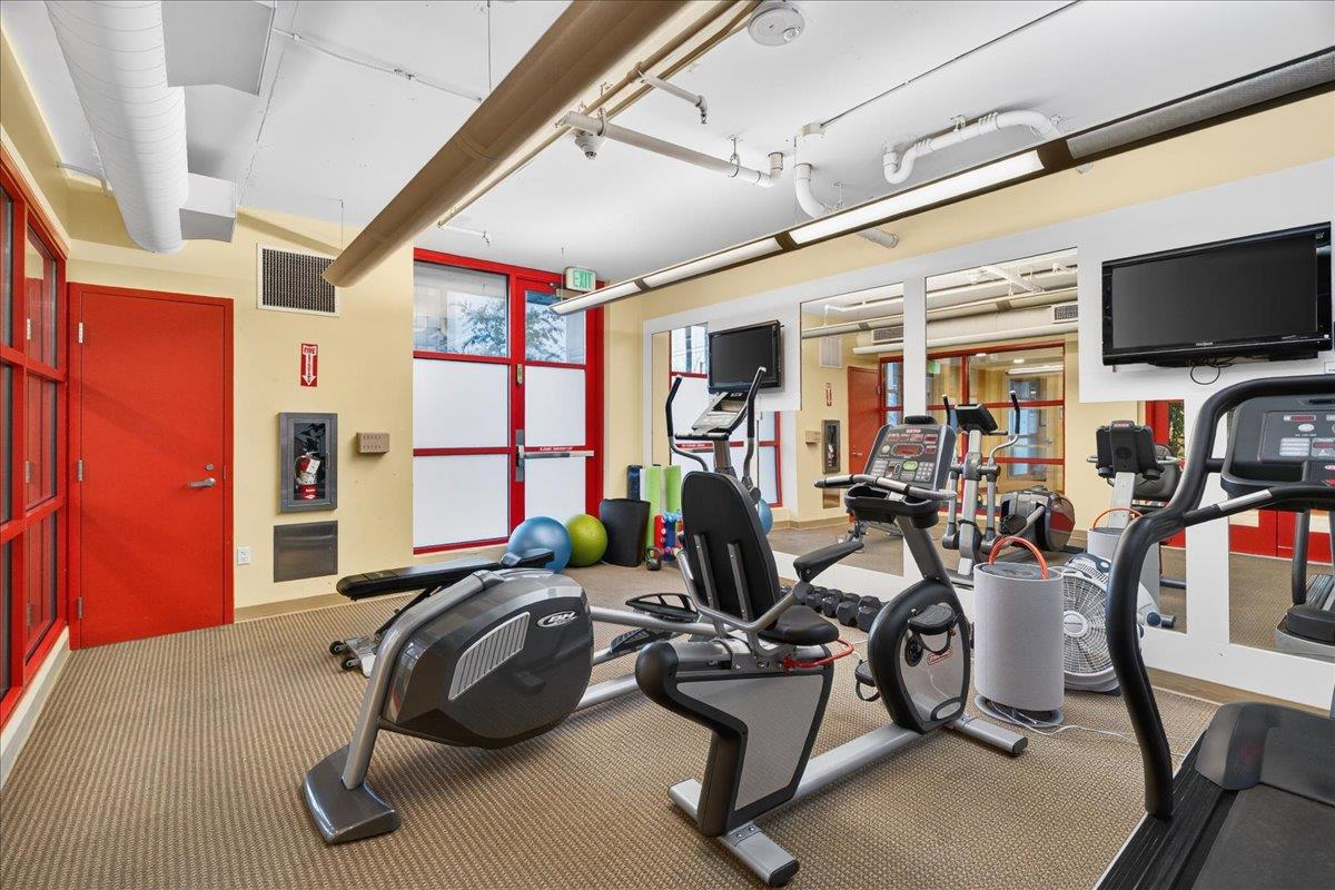 175 West Saint James Street 601