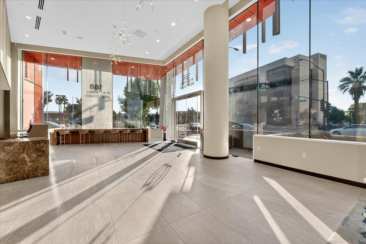 188 West Saint James Street 11101