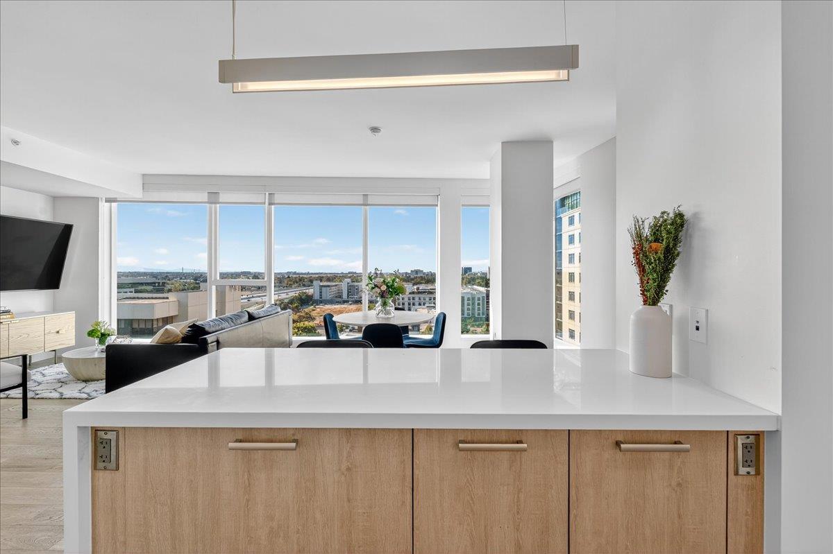 188 West Saint James Street 11101