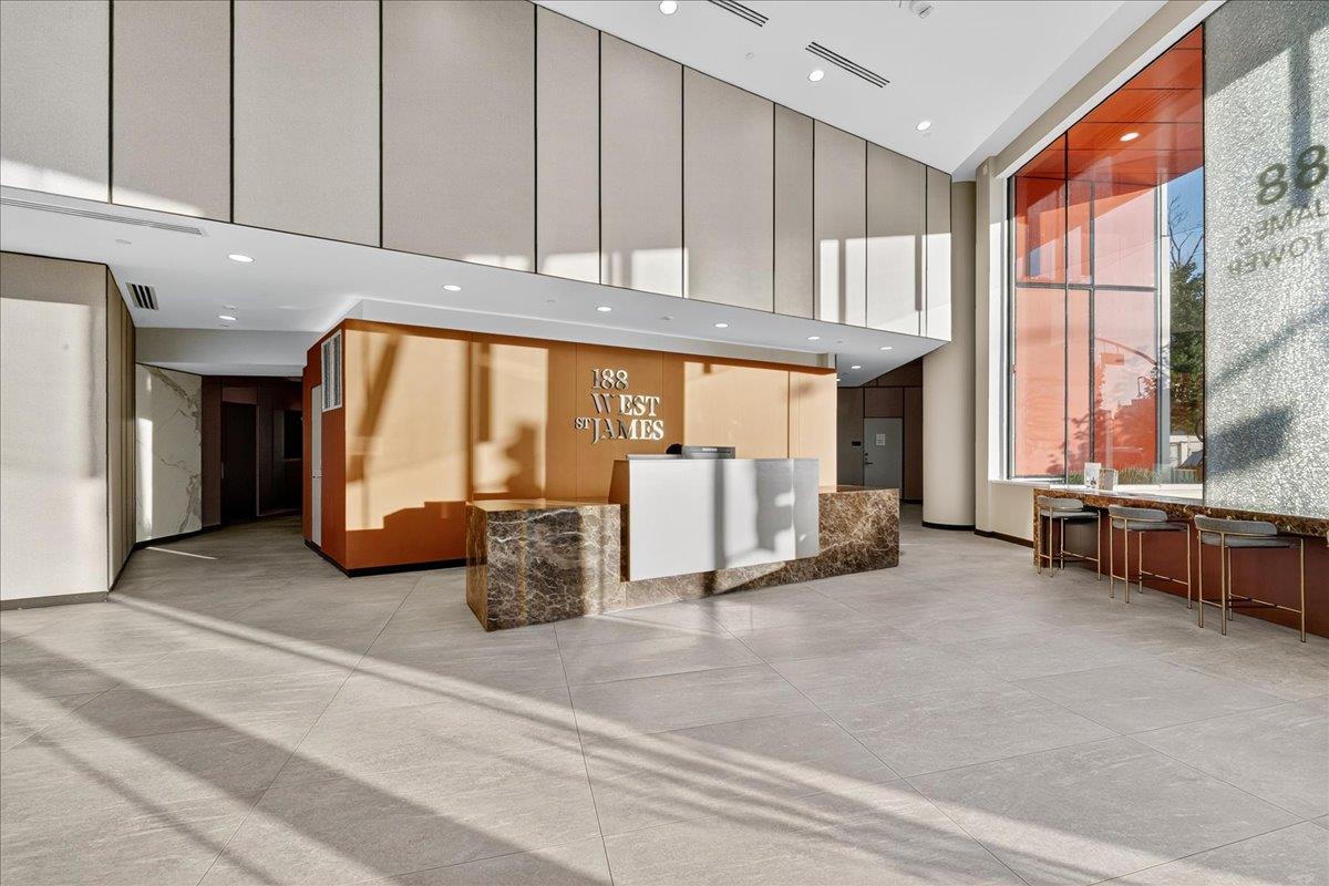 188 West Saint James Street 11101