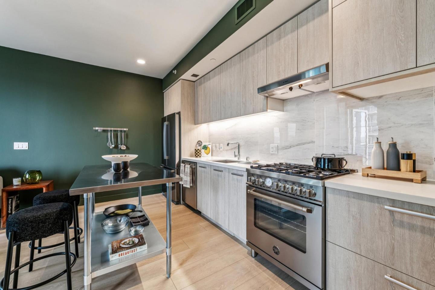 188 West Saint James Street 11910