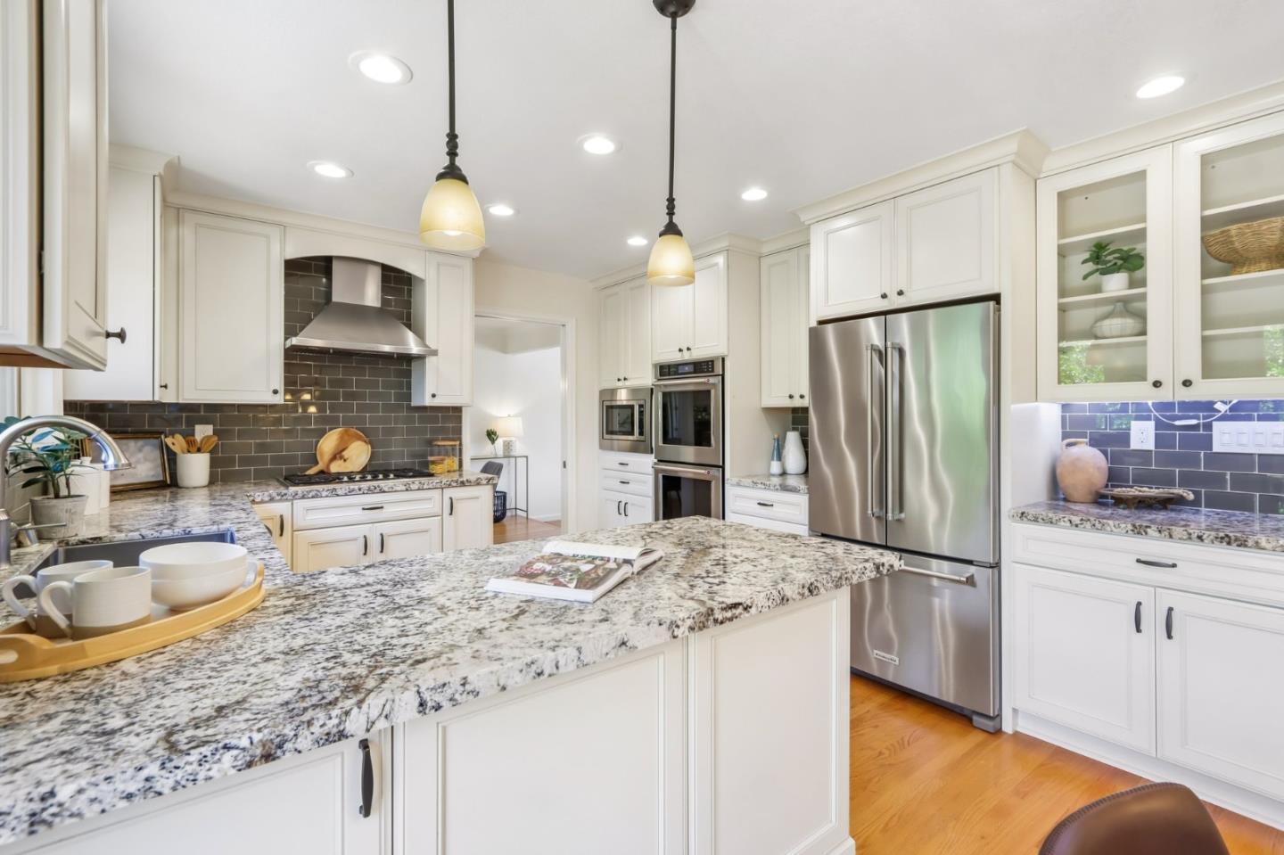 1379 Adobe CT