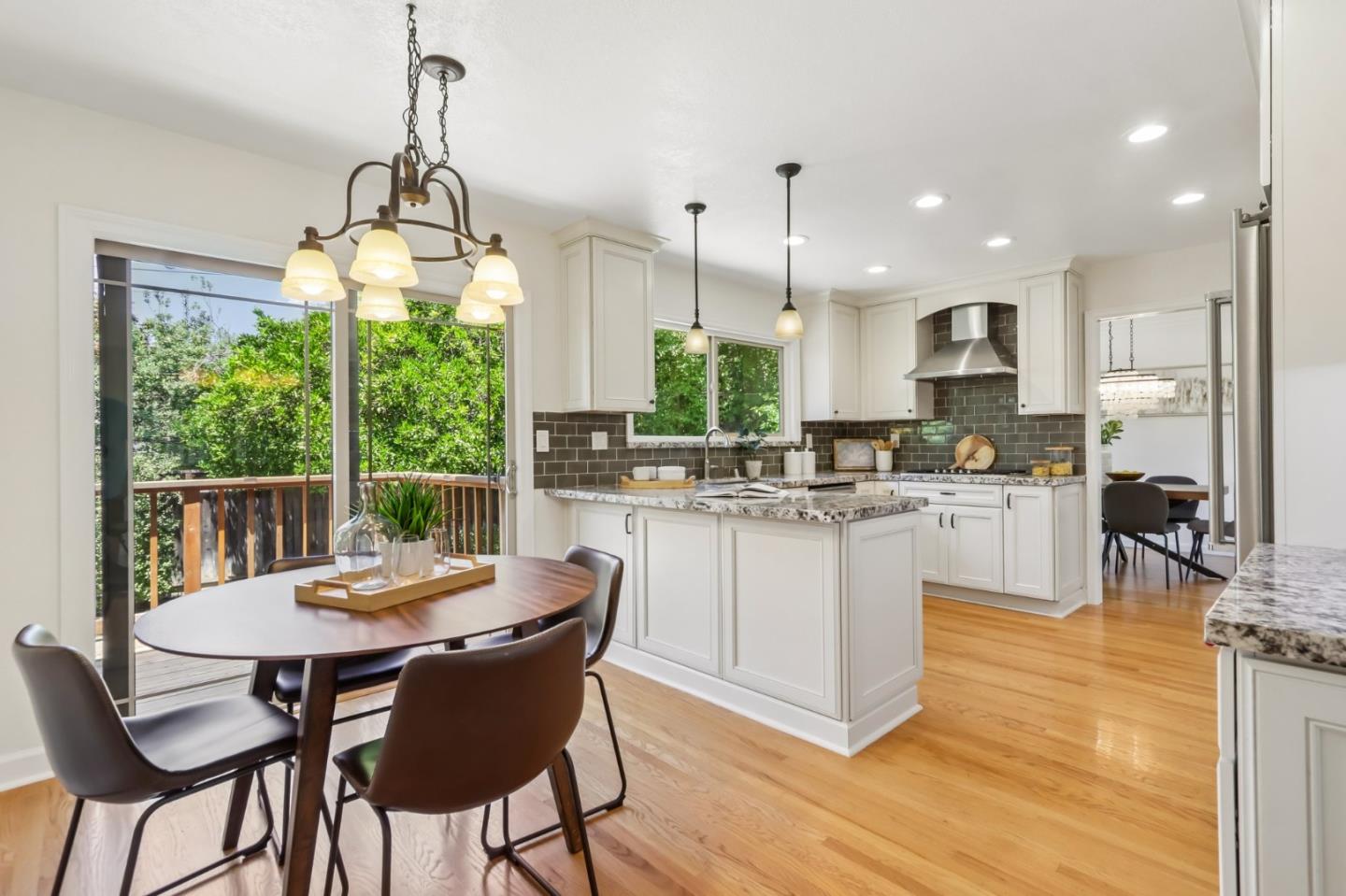 1379 Adobe CT