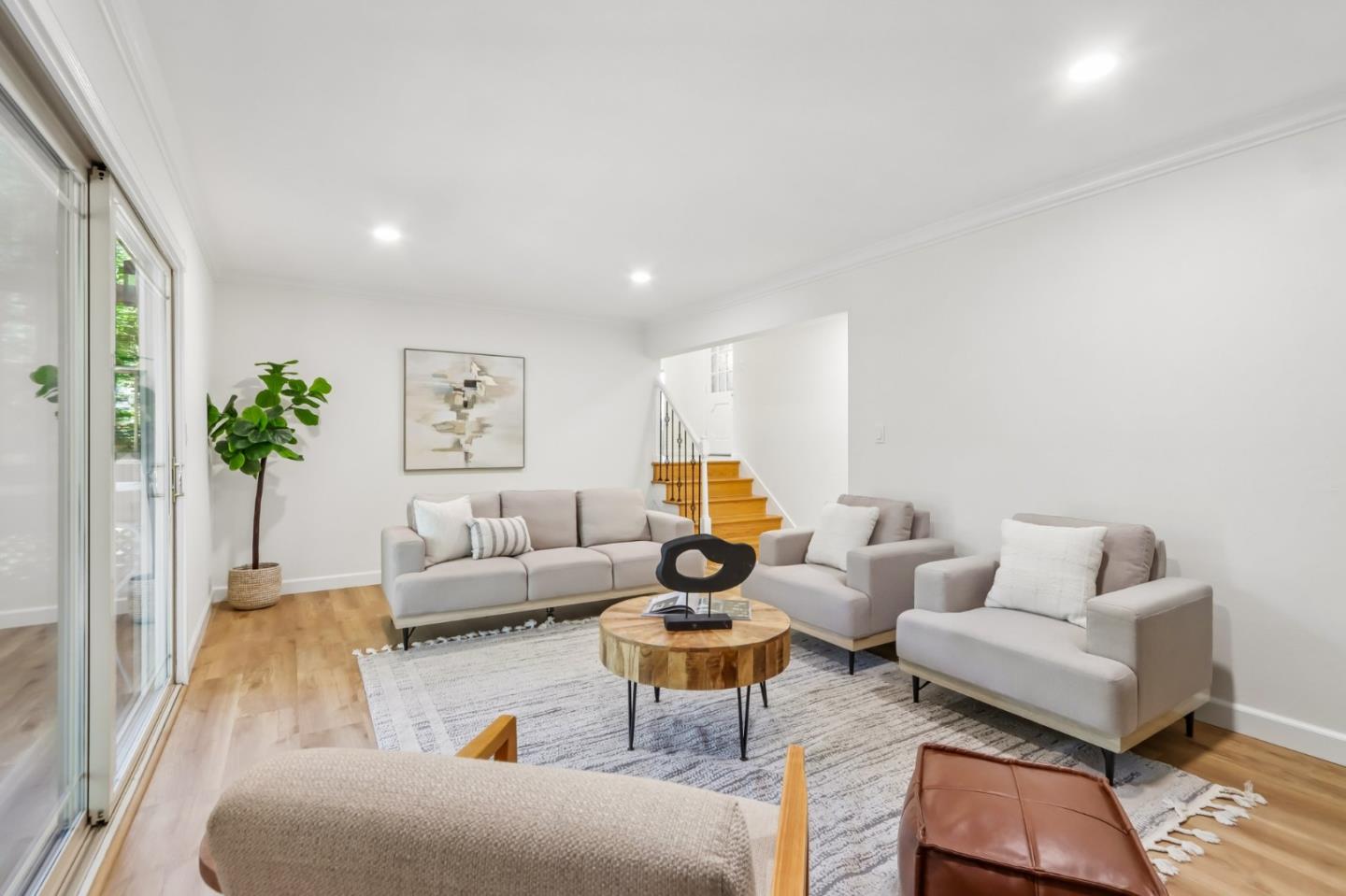 1379 Adobe CT