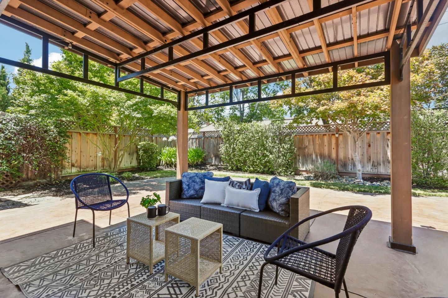 1379 Adobe CT