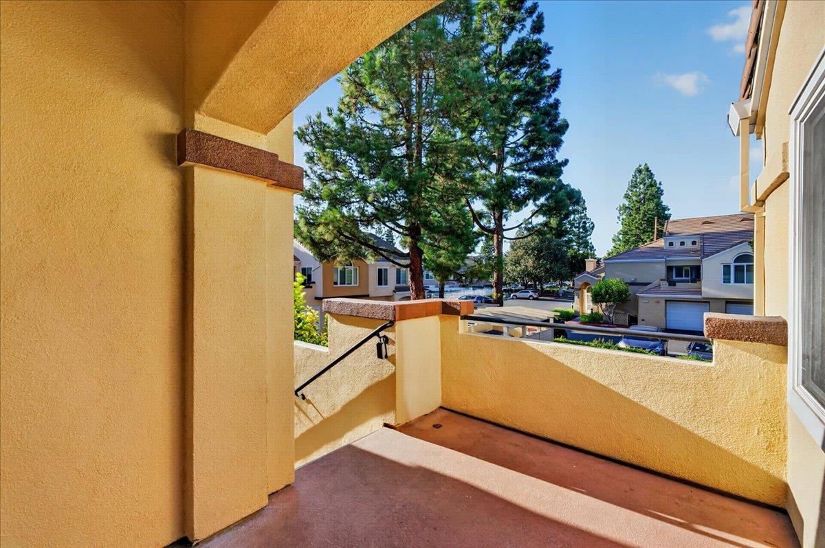6958 Gregorich DR H