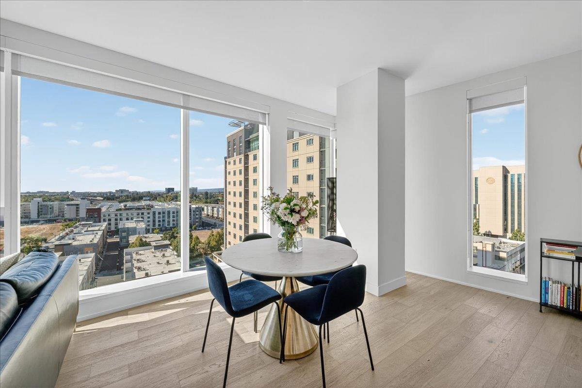 188 W Saint James ST 11101