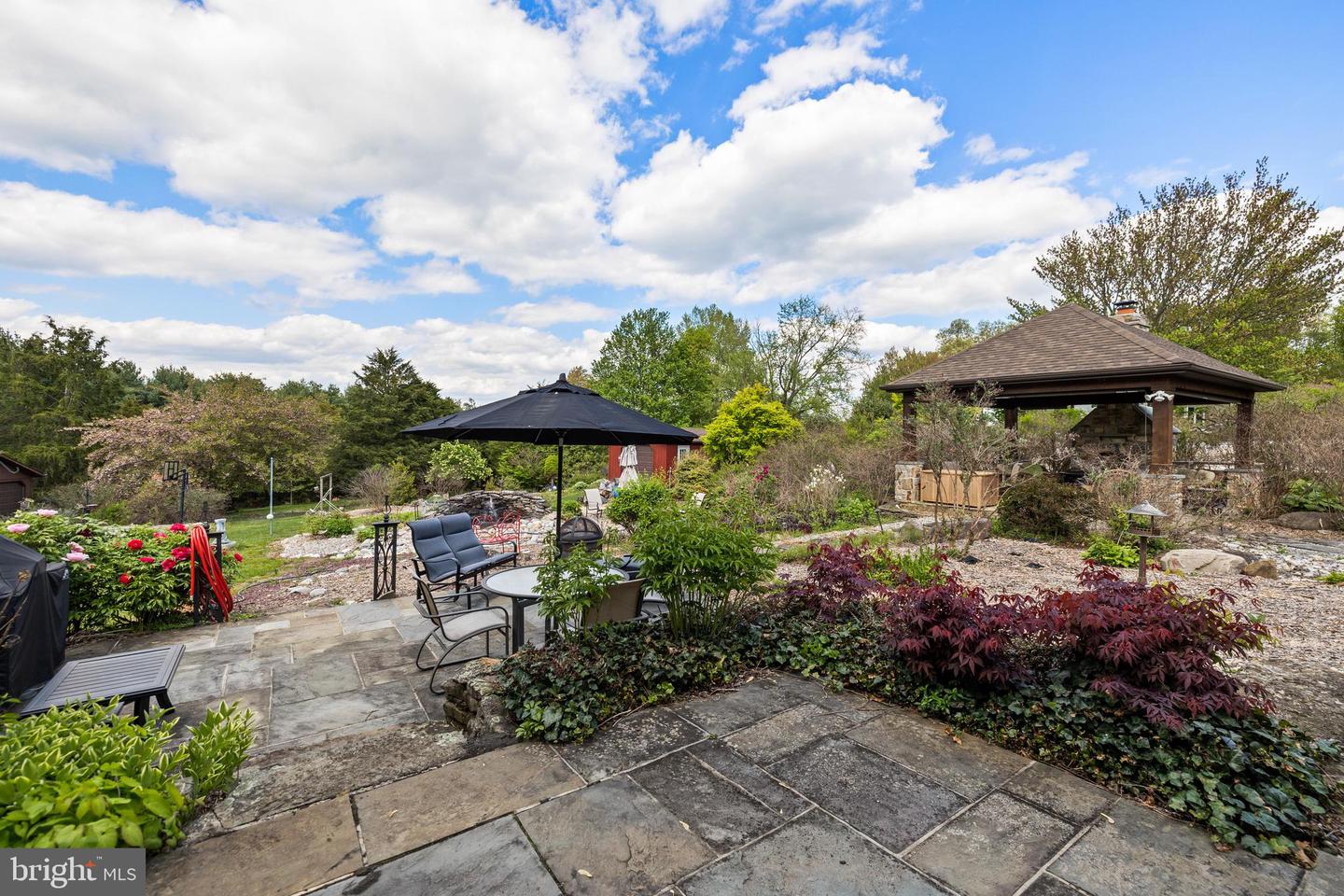 5 Quail Hill Ct