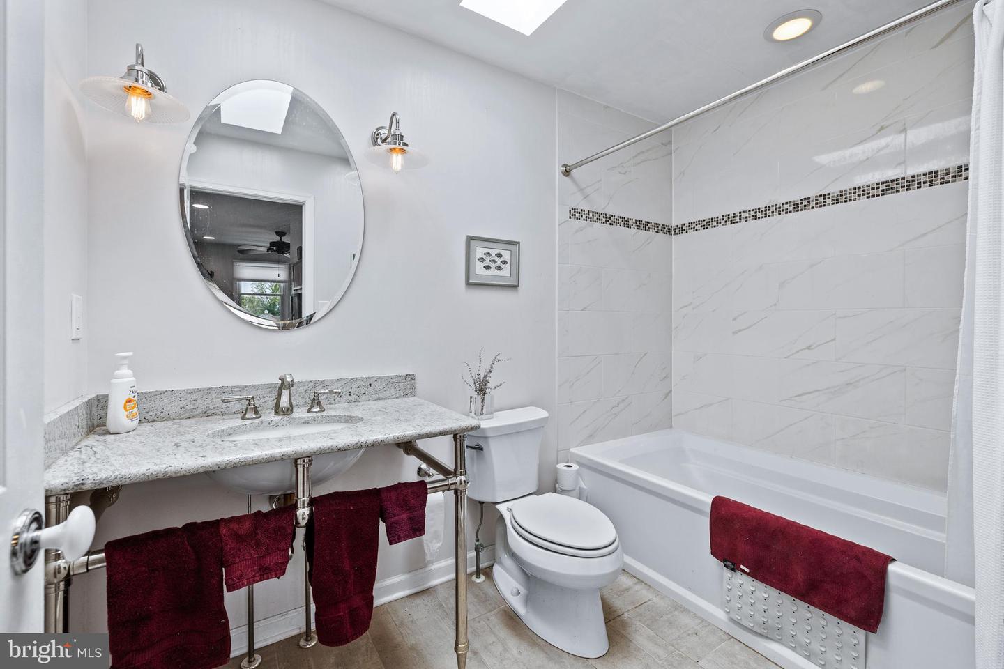 5 Quail Hill Ct
