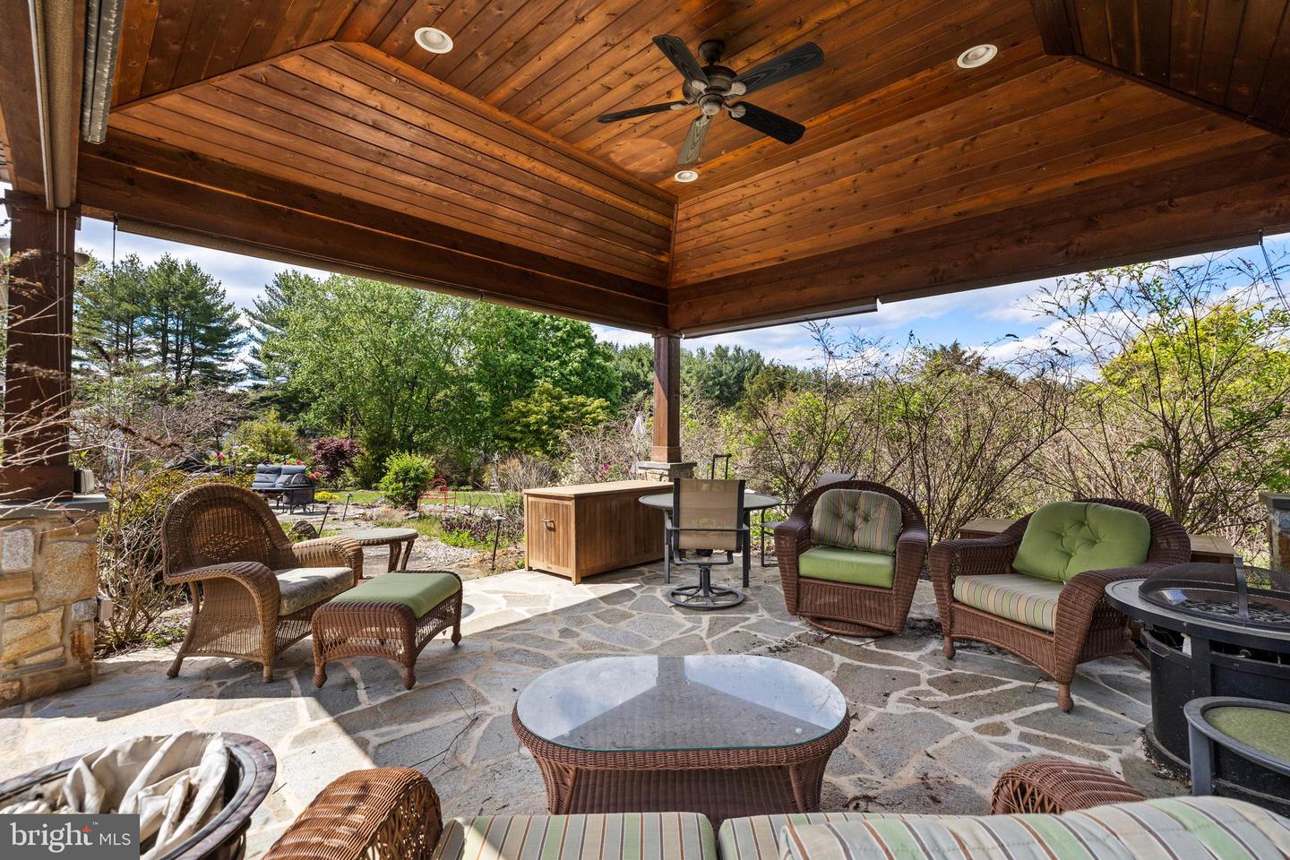 5 Quail Hill Ct