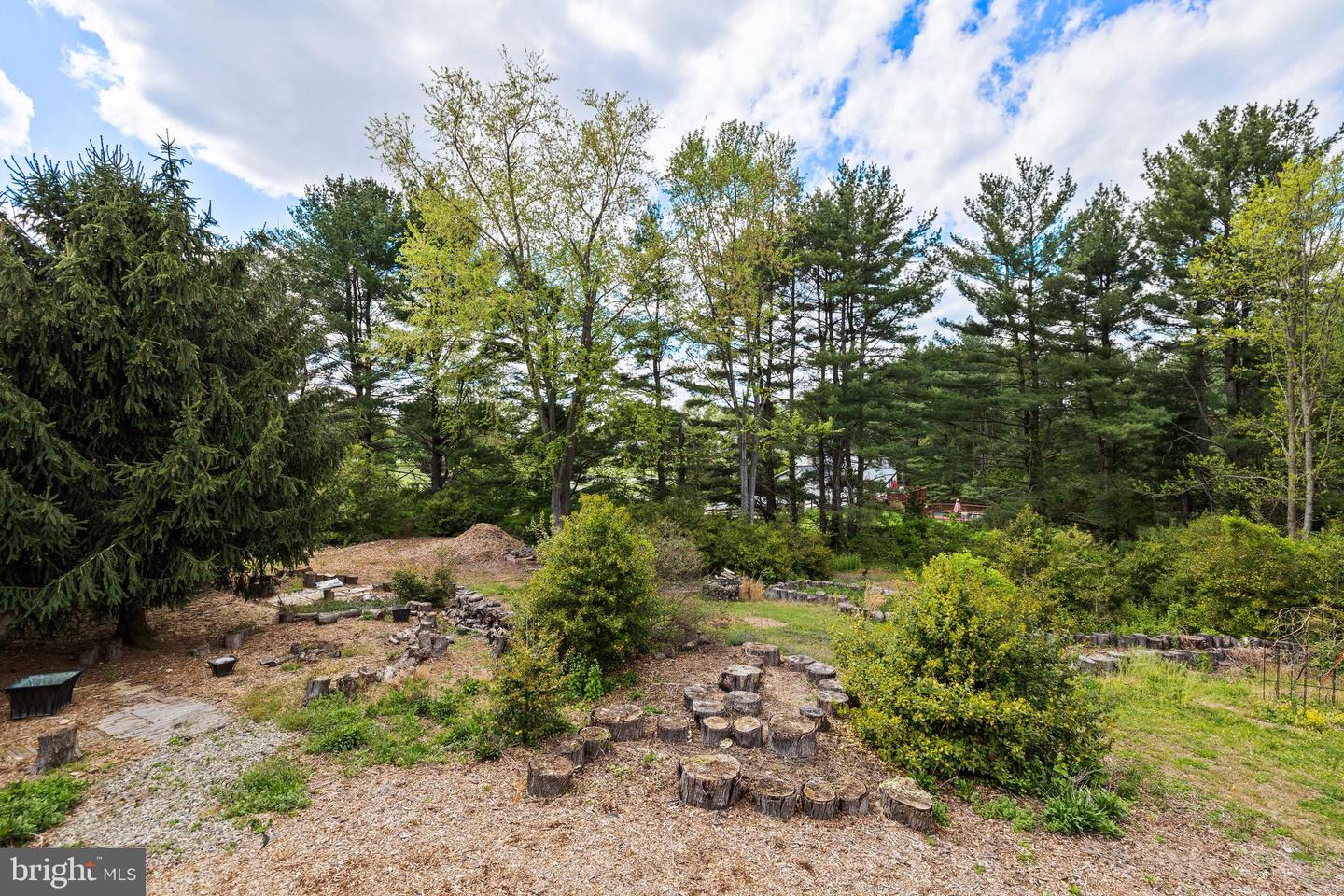 5 Quail Hill Ct