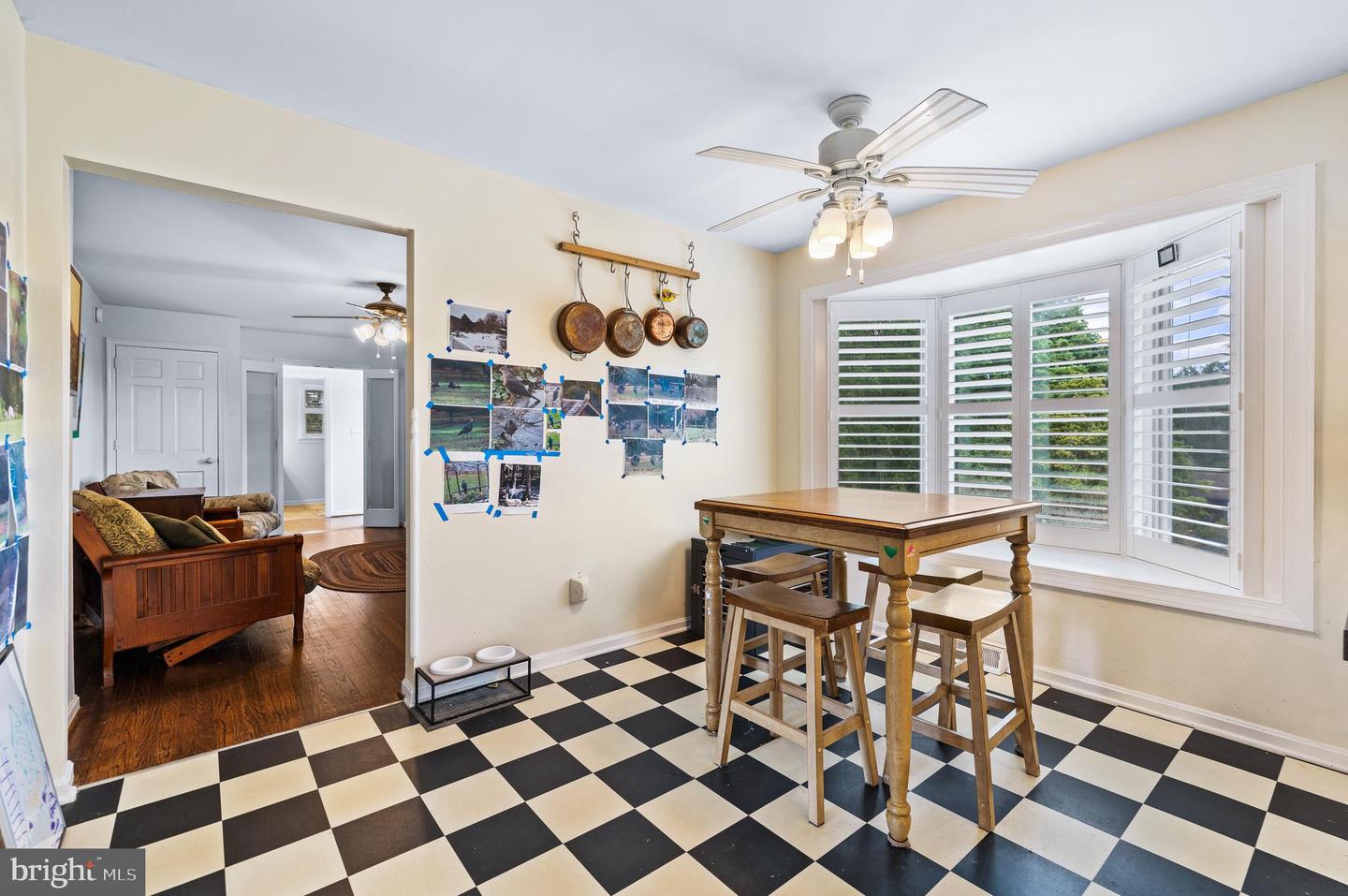 5 Quail Hill Ct
