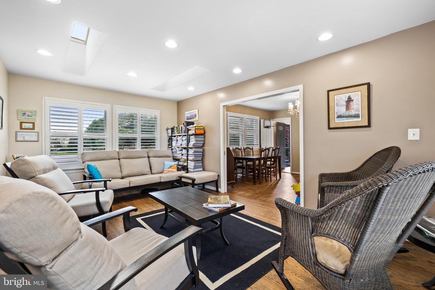 5 Quail Hill Ct