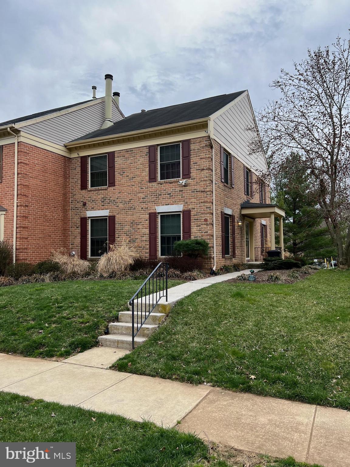 27 CROSS FALLS CIR