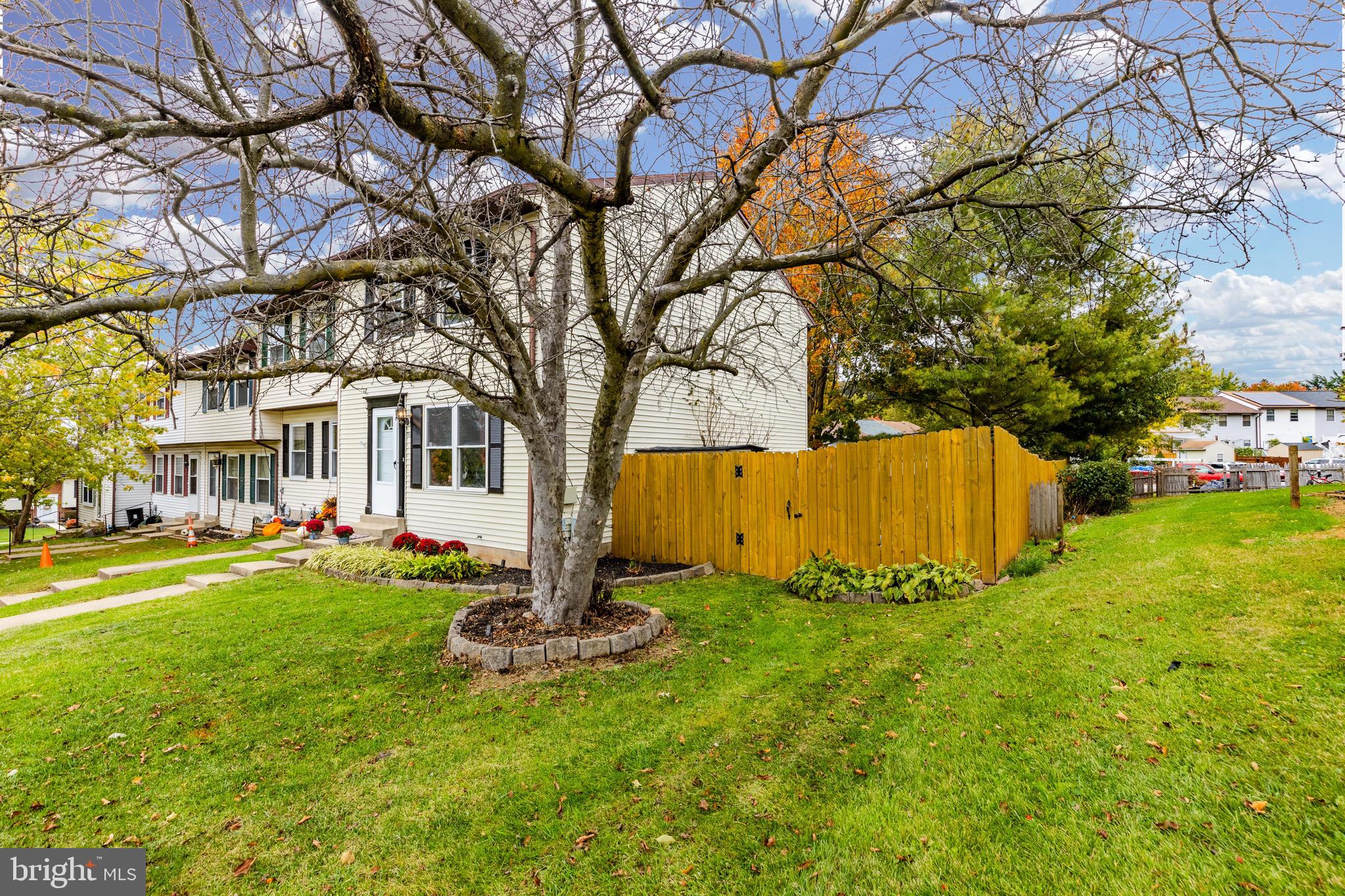 768 Windsor Dr