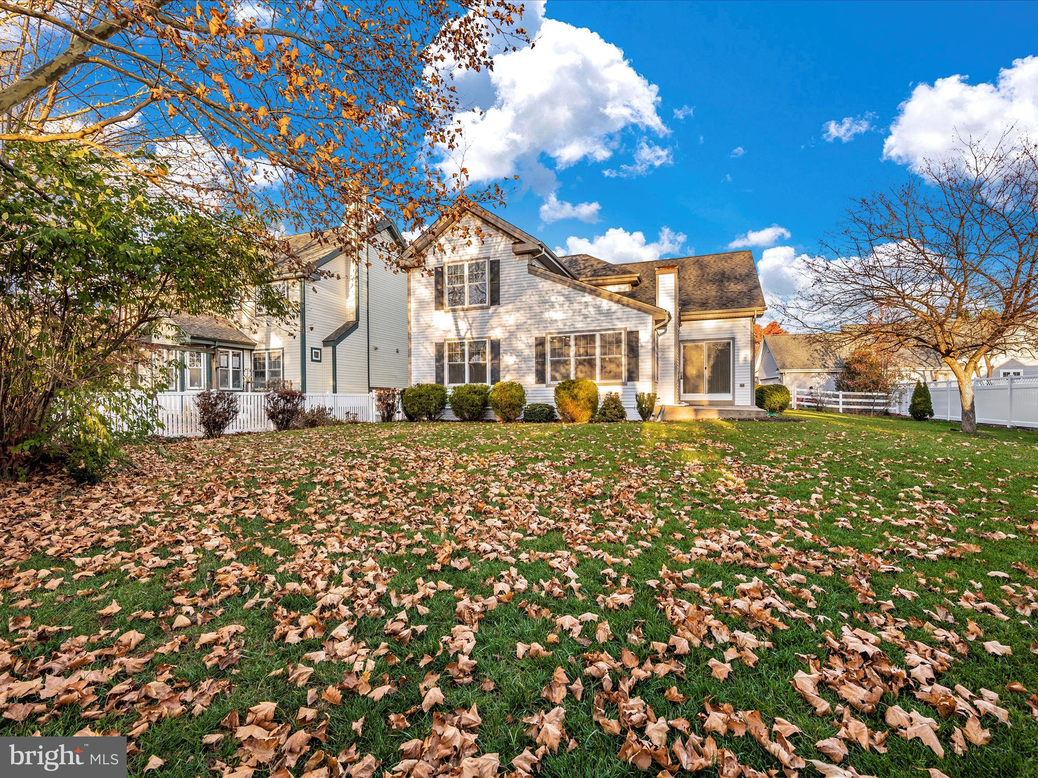 5722 Pear Blossom Pl