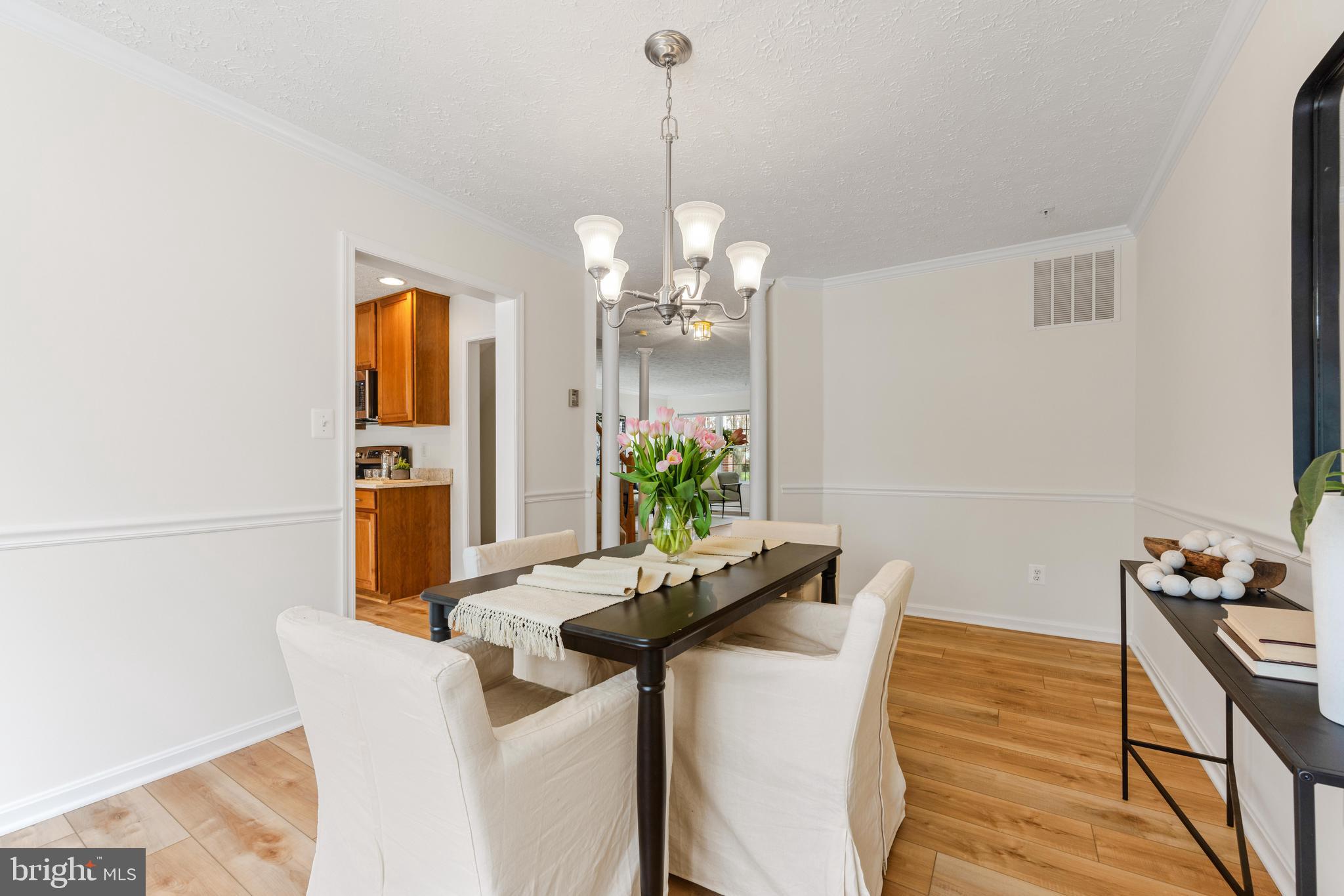 225 Rachel Cir