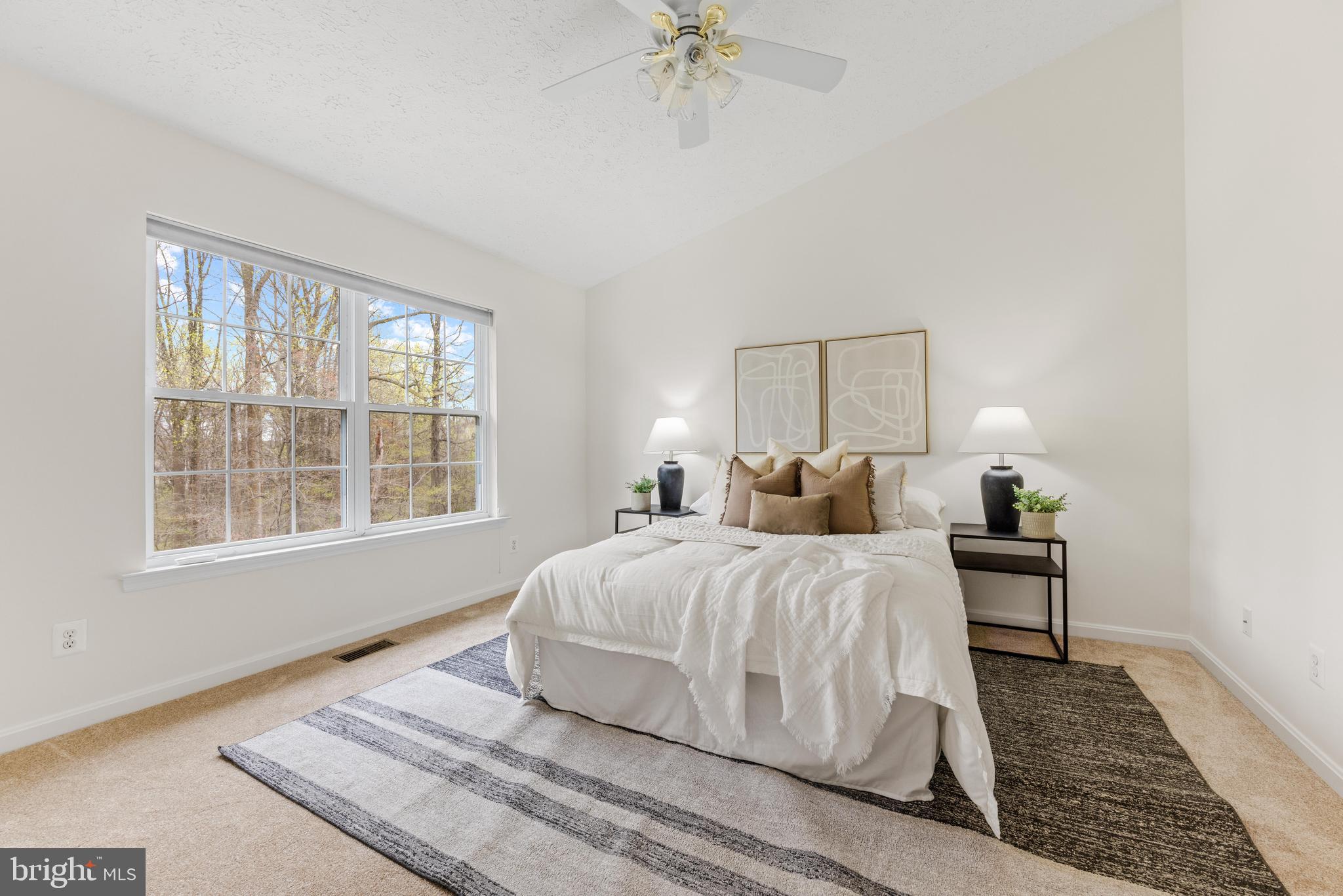 225 Rachel Cir