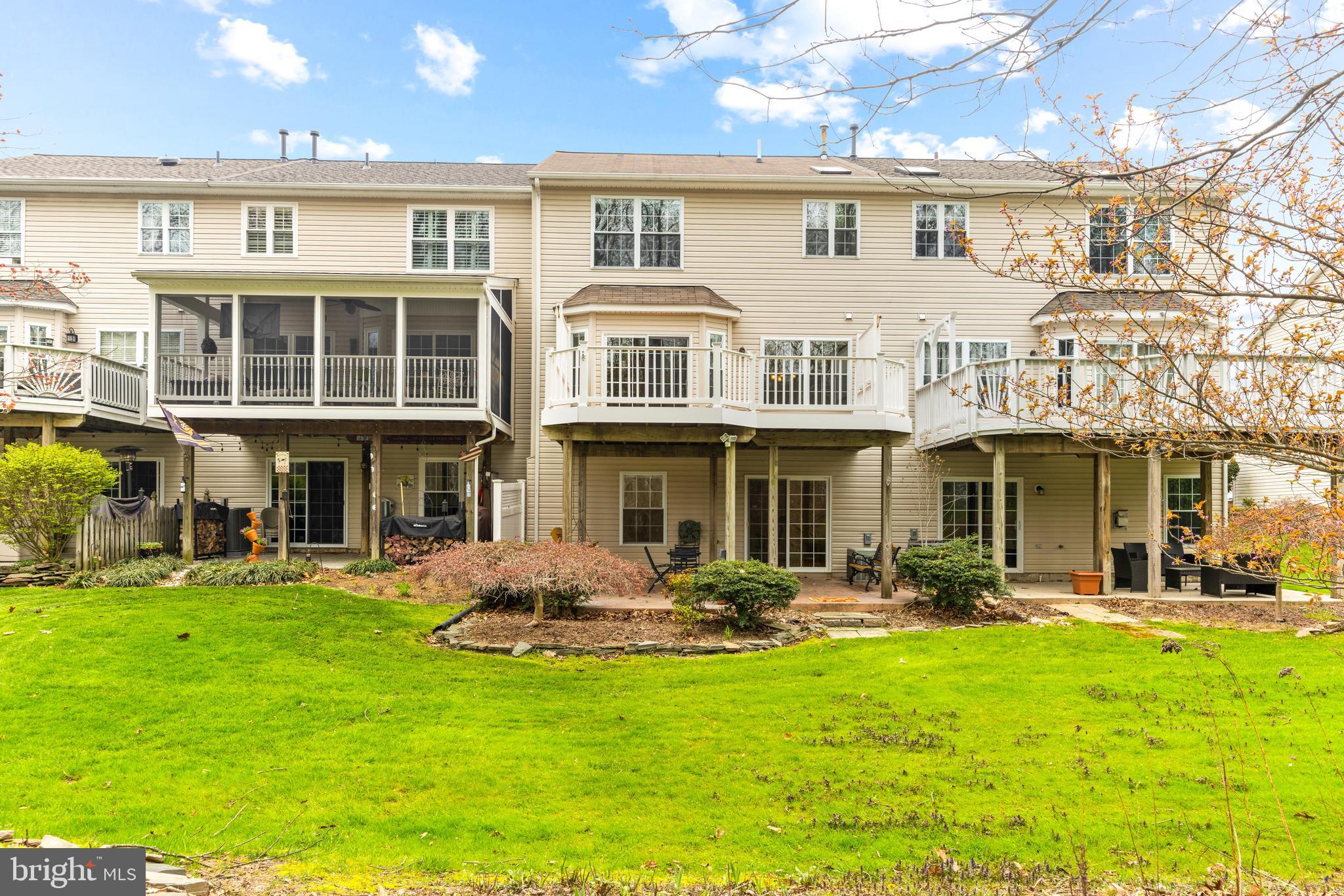 225 Rachel Cir
