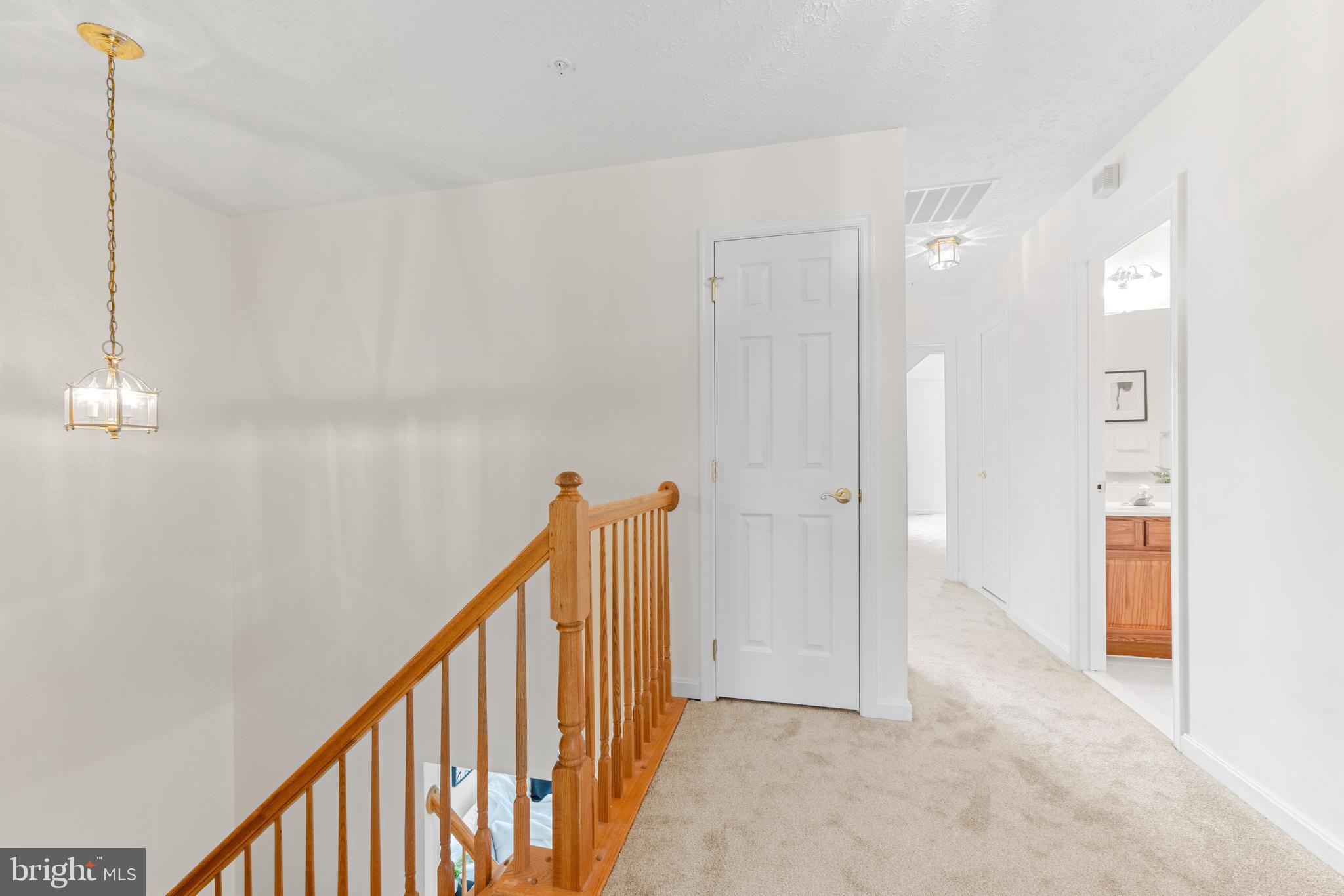 225 Rachel Cir