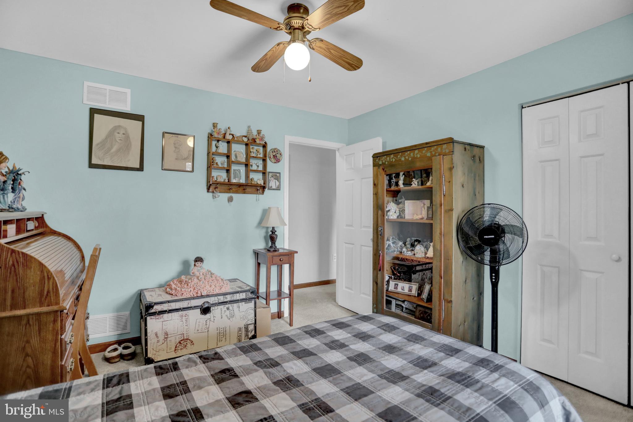 1738 Castleton Rd