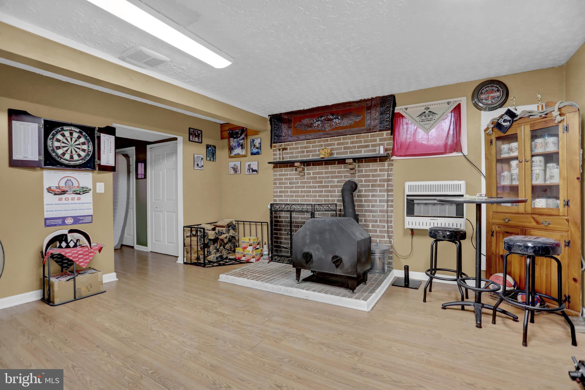 1738 Castleton Rd