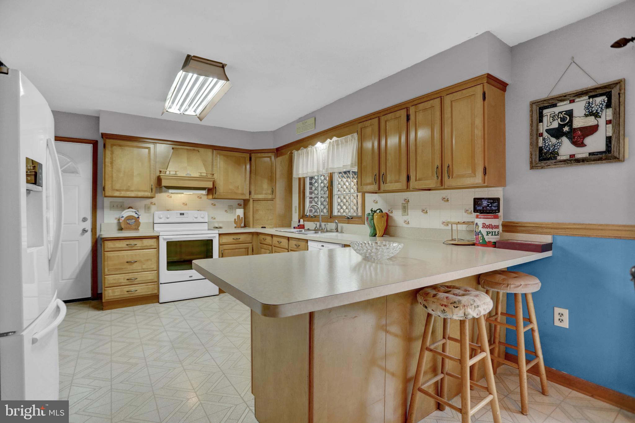 1738 Castleton Rd
