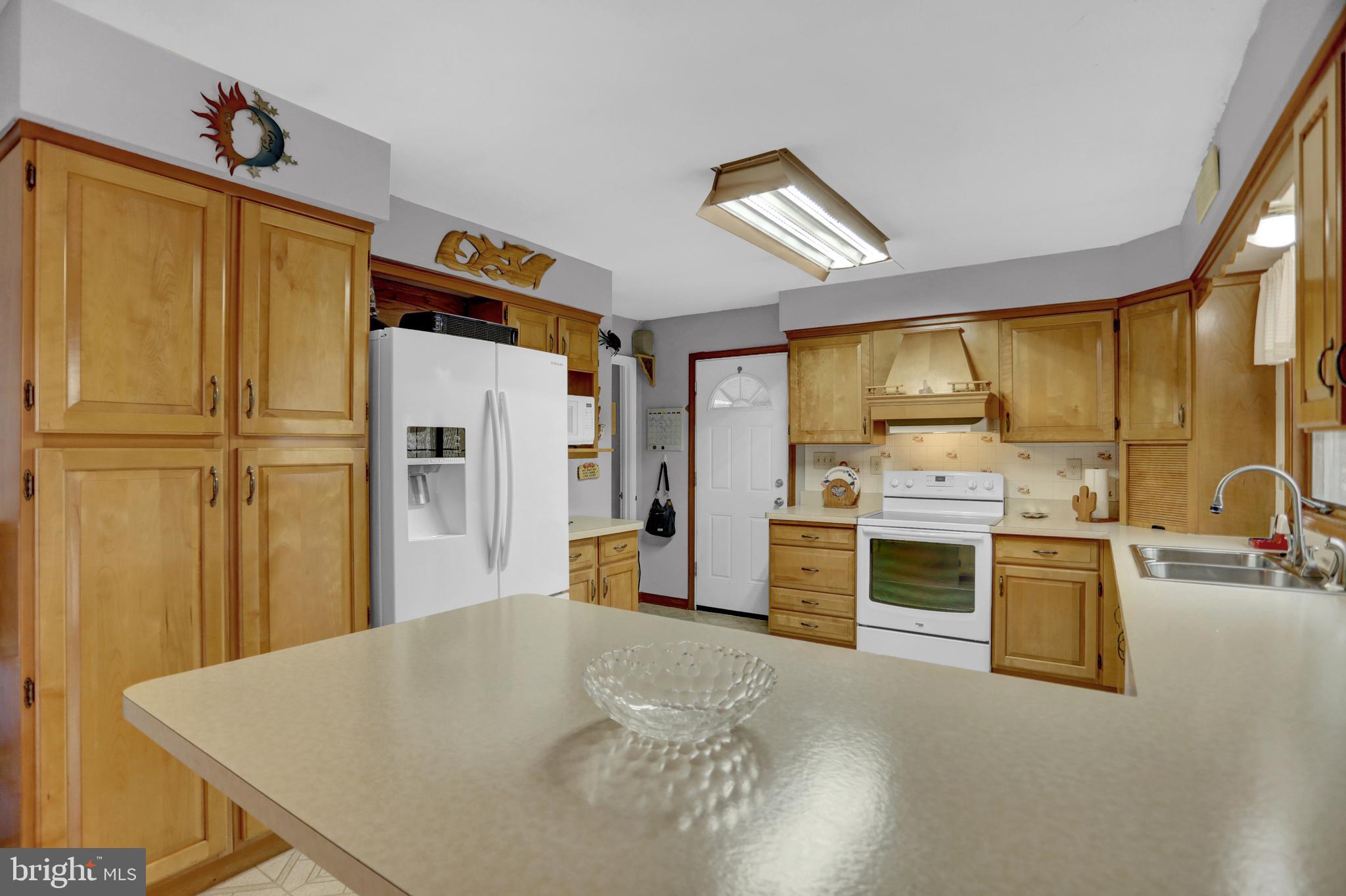 1738 Castleton Rd