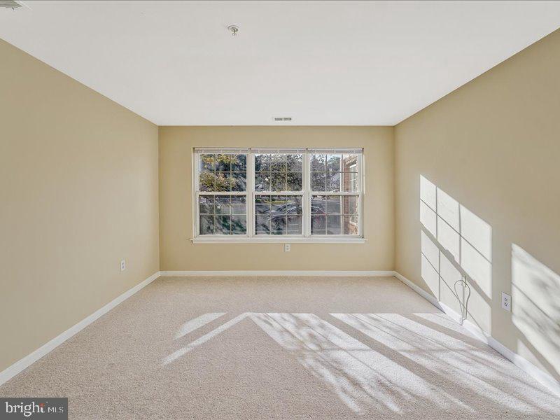 6522 LAKE PARK DRIVE 105