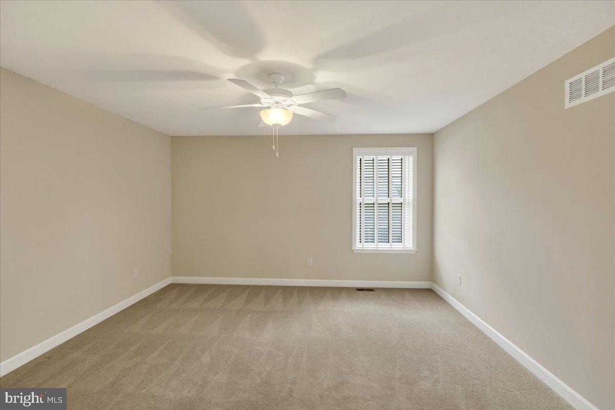316 Emerald Ln