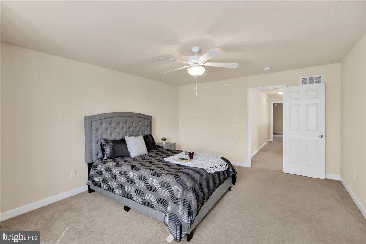 316 Emerald Ln
