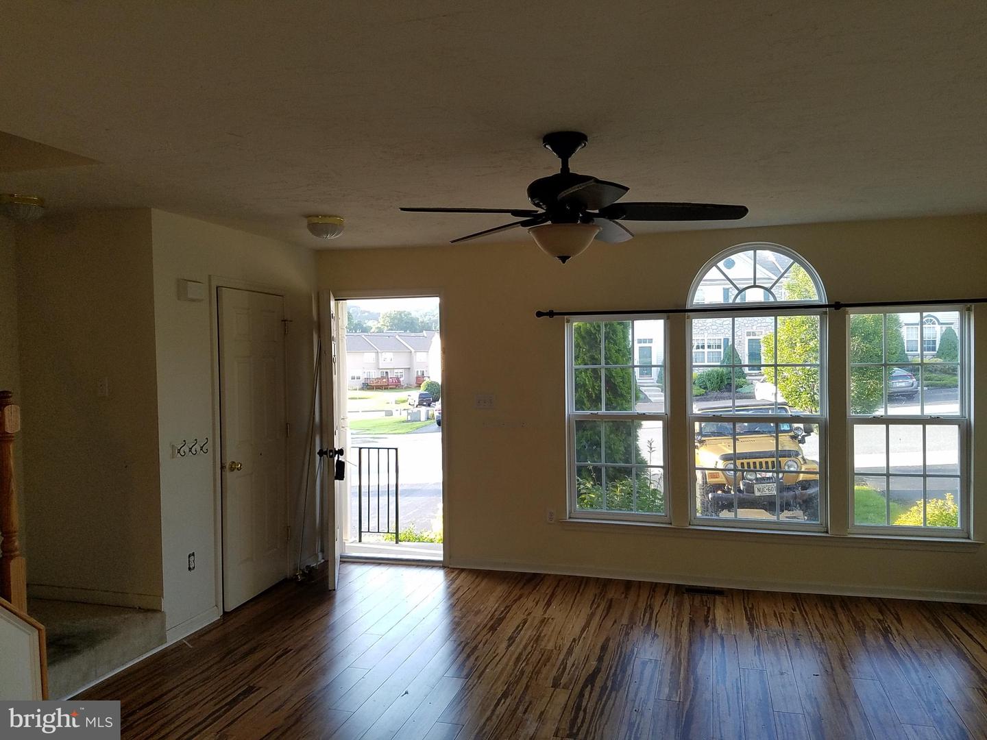 18 Buttonwood Ln #18