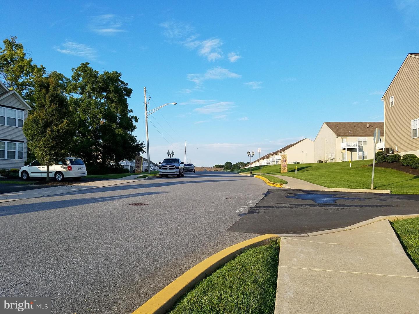 18 Buttonwood Ln #18