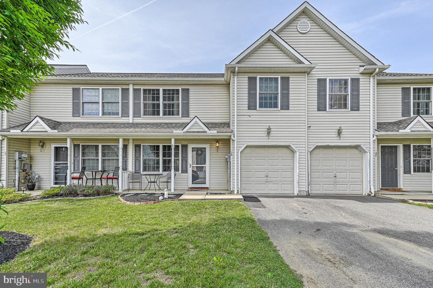 29 Riverview Dr