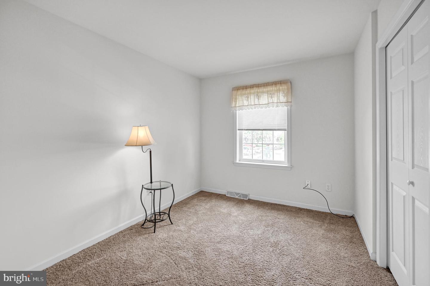 29 Riverview Dr